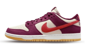 DUNK SB LOW SKATE LIKE A GIRL