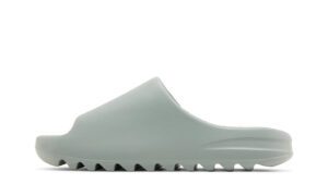 YEEZY SLIDE SALT