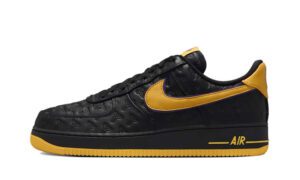 AIR FORCE 1 LOW KOBE BRYANT LAKERS AWAY (NUMBERED EDITION OF 8000)