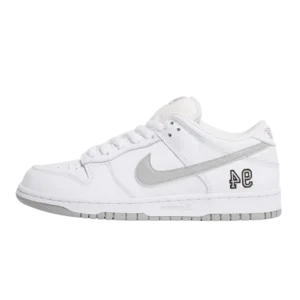 DUNK LOW SB SUPREME 94 WHITE