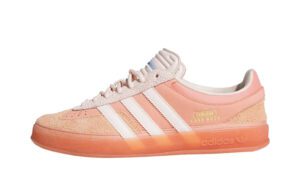 GAZELLE INDOOR BAD BUNNY CABO ROJO