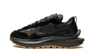VAPORWAFFLE SACAI BLACK GUM